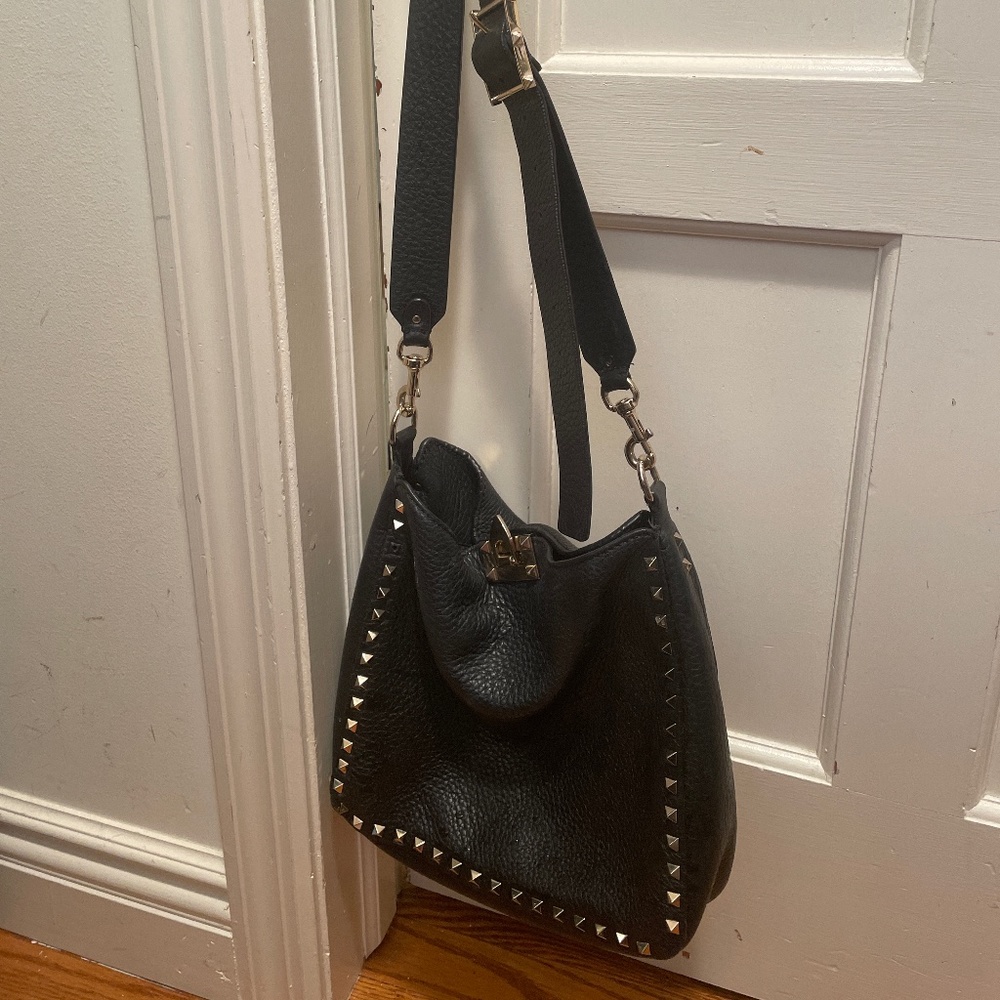 Valentino black rockstud crossbody medium